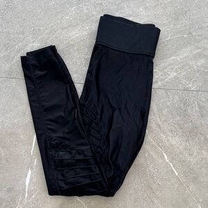 Carbon38- Women’s Black Moto Leggings